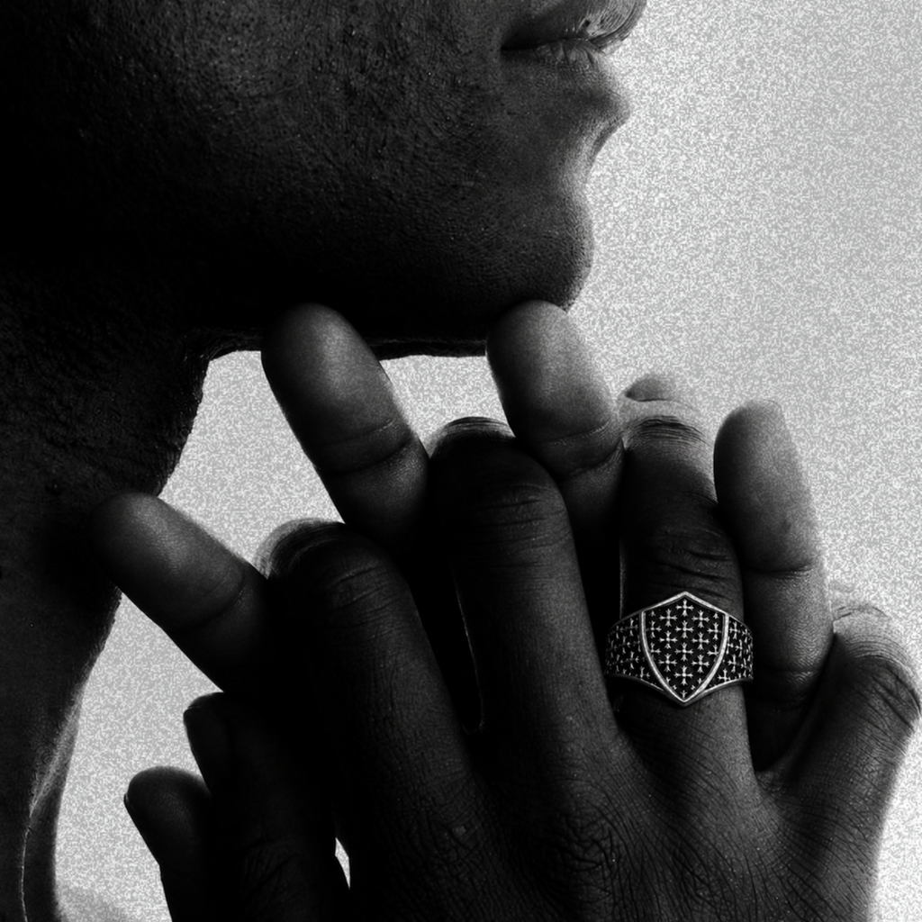 CATHEDRAL SIGNET