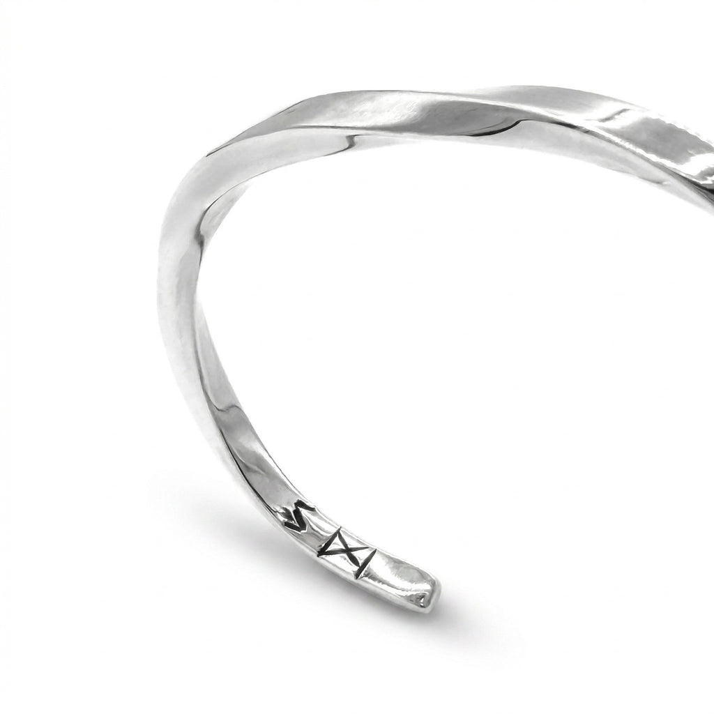SLATE CUFF
