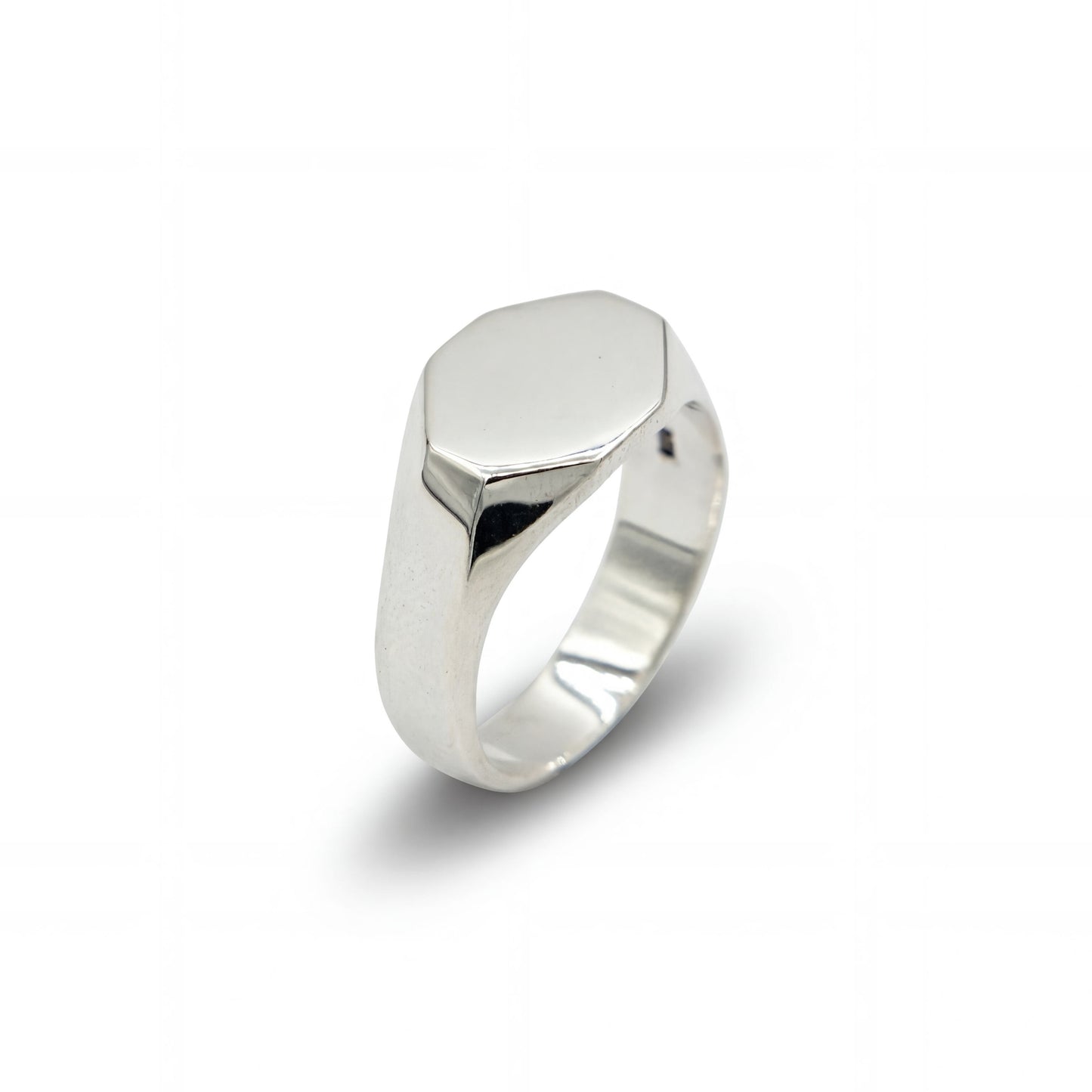 SOLIS RING