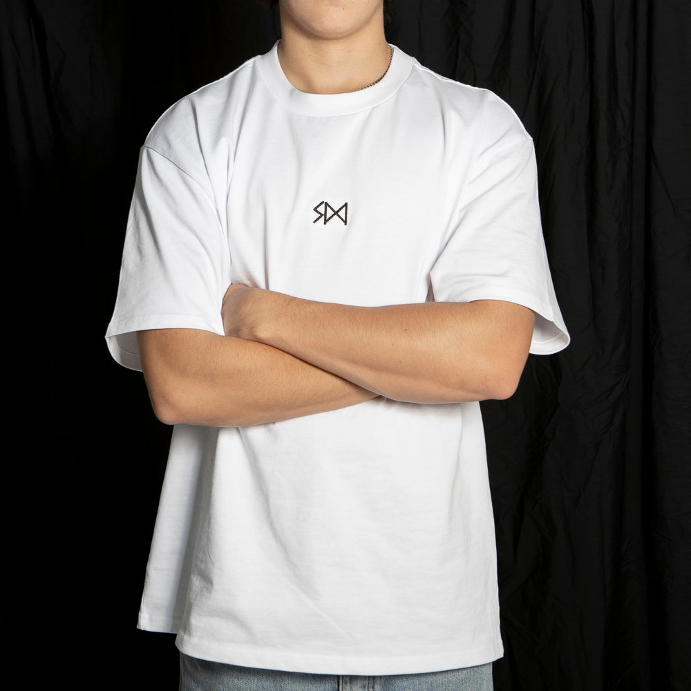 WHITE BOX TEE