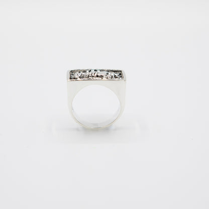 Designed for ocean lovers, this stingray signet ring in solid 925 silver blends surf style with rugged elegance.