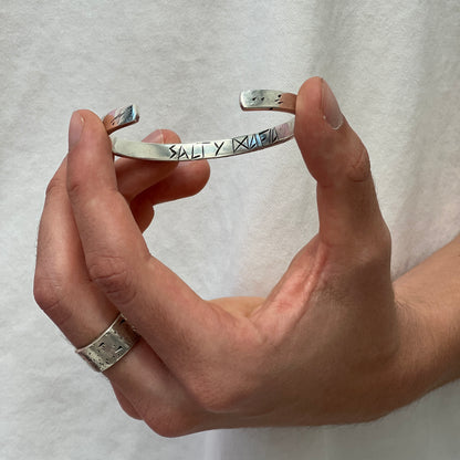 High-quality sterling silver men’s ring and bracelet set, perfect for those who live life on the edge.