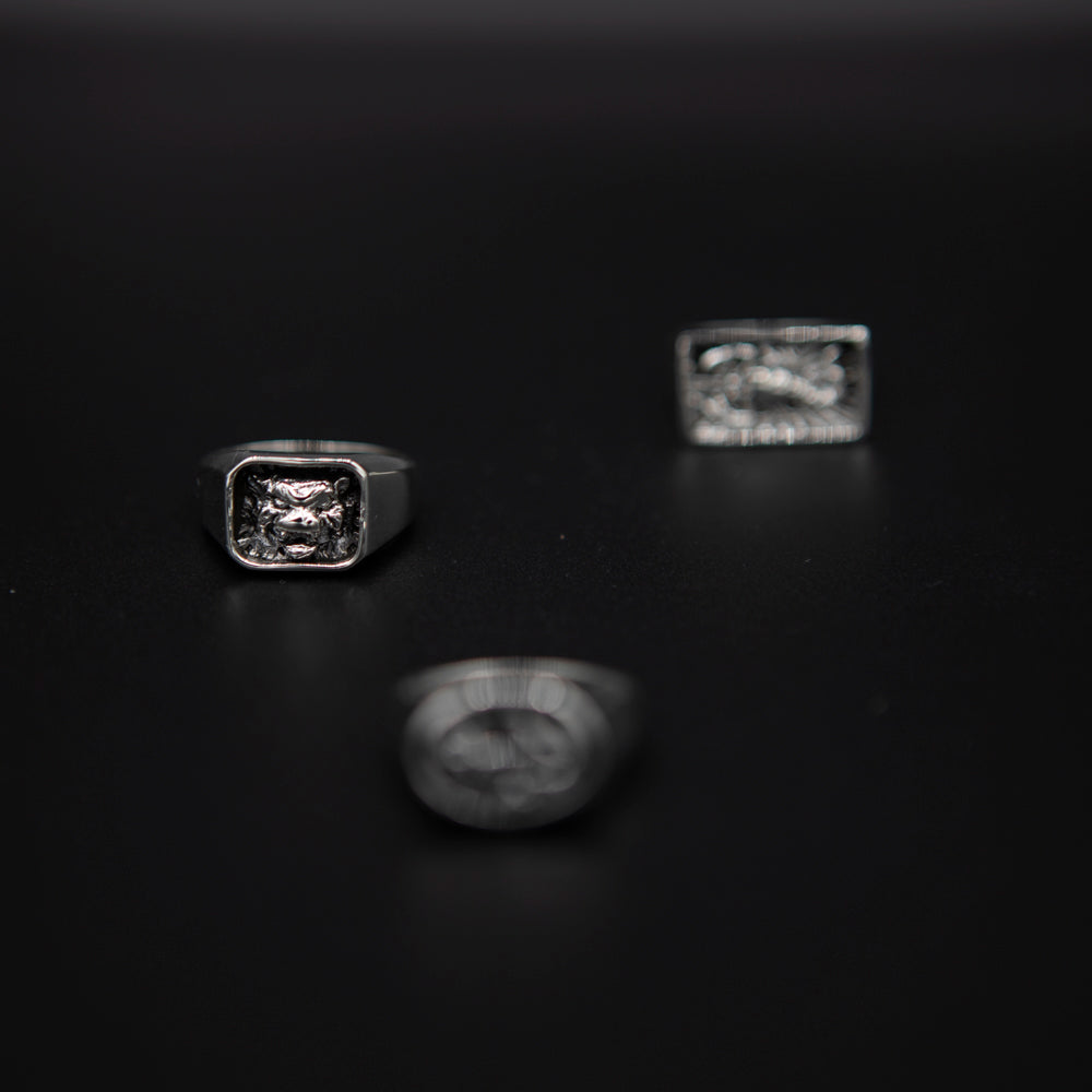 Handmade in solid sterling silver, this men’s tiger ring is a fearless statement piece for modern explorers.