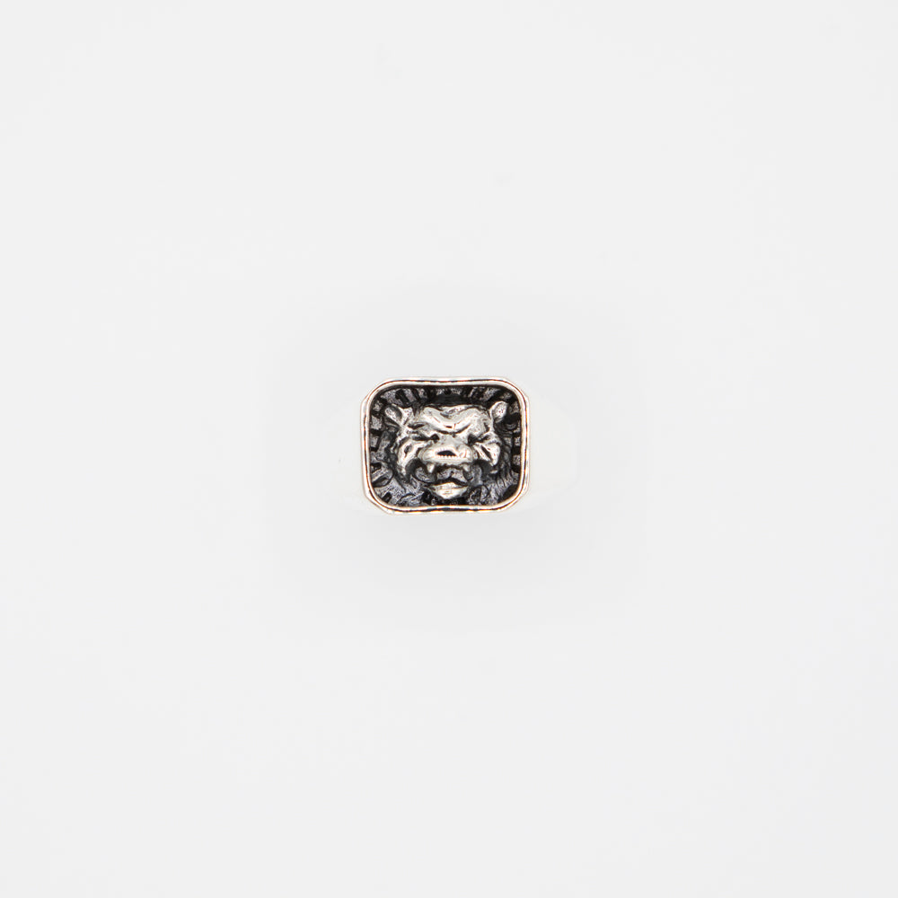The Tiger Signet Ring – a handcrafted 925 sterling silver men's ring, embodying power and strength.